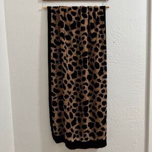 Velvet Jacquard Leopard Print Scarf